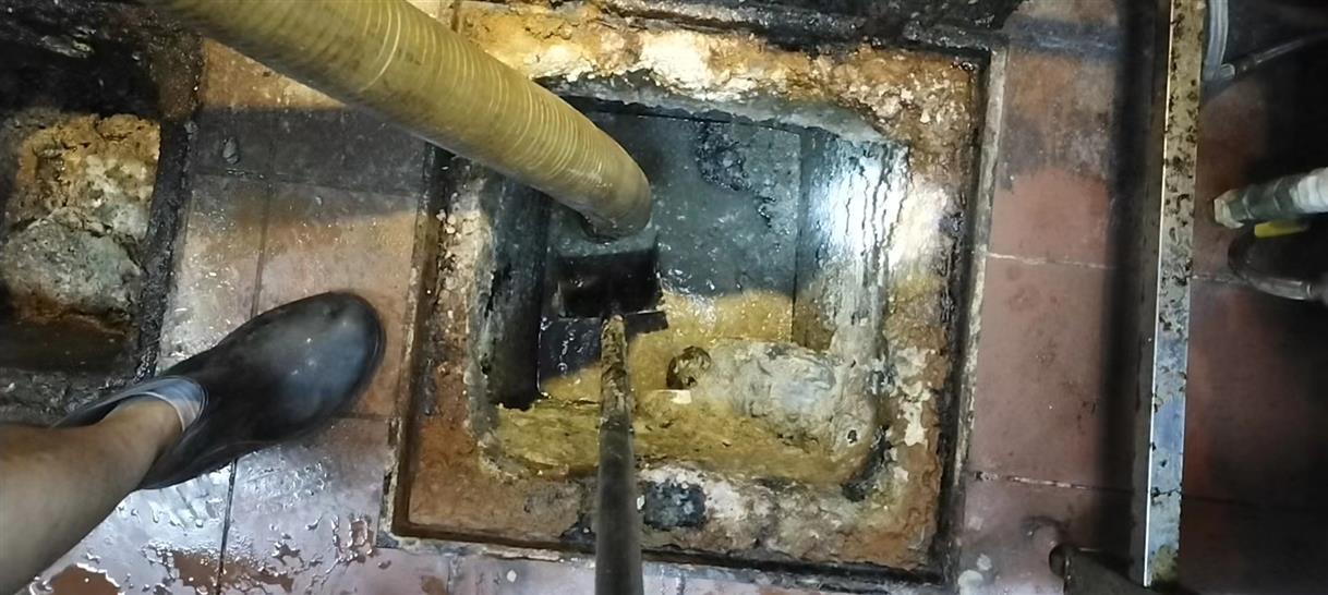 育才镇化油池清理-污水池清掏