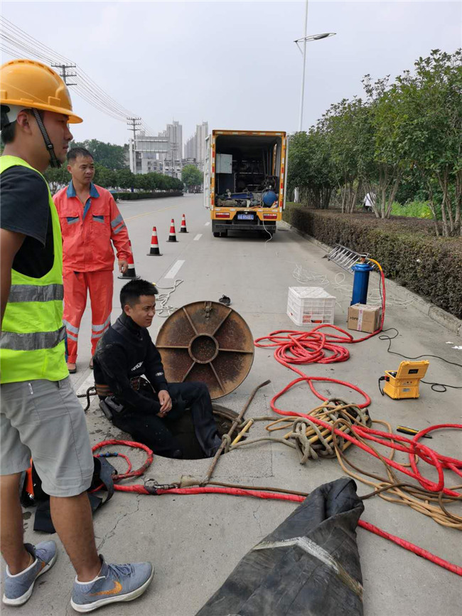 育才镇翻衬法管道修复技术主要工序